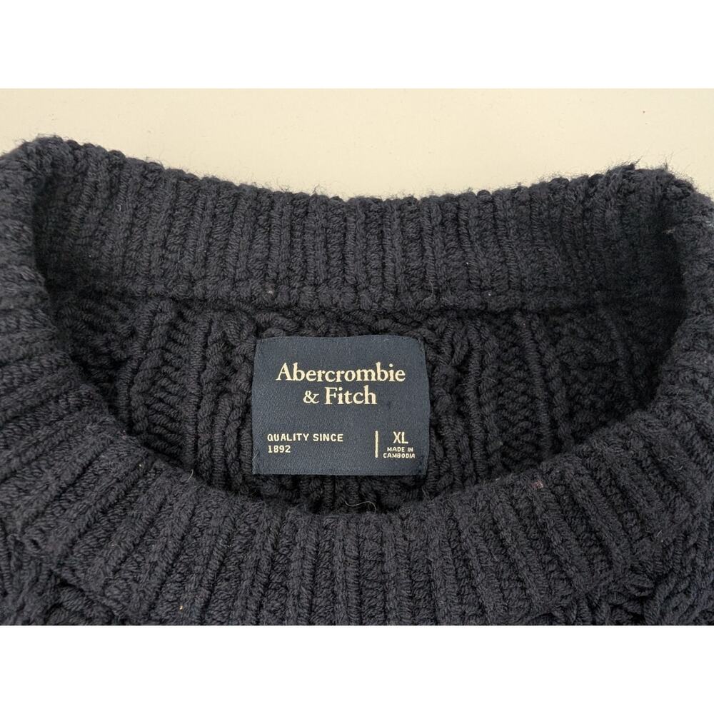 Abercrombie & Fitch Chunky Cable Knit Navy XL Sweater Preppy Errands Cotton ** - Picture 6 of 9